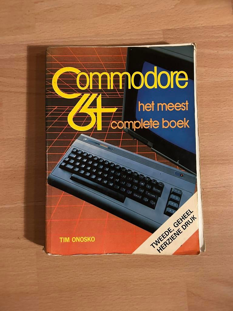 Commodore 64 – Het meest complete boek – Tim Onosko, Computers en Software, Ophalen of Verzenden