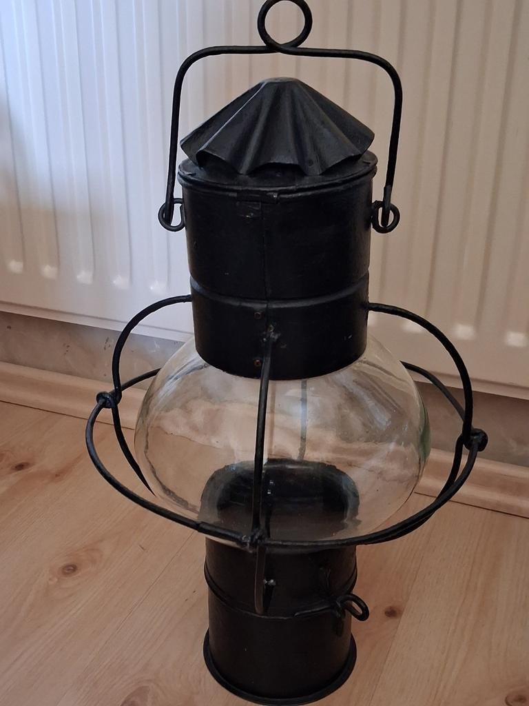 Scheepslamp zwart, Ophalen