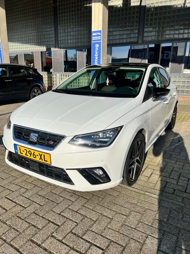 Seat Ibiza 1.0 FR 115pk Wit - PANO - CARPLAY - AUTOMAAT, Auto's, Seat, Euro 6, 580 kg, 1064 kg, 115 pk