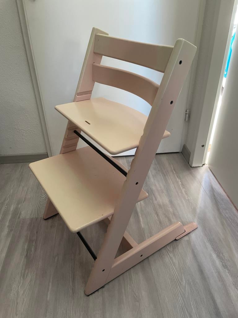 Stokke Tripp Trapp kinderstoel roze, Ophalen, Gebruikt, Meegroeistoel, Aanschuifbaar