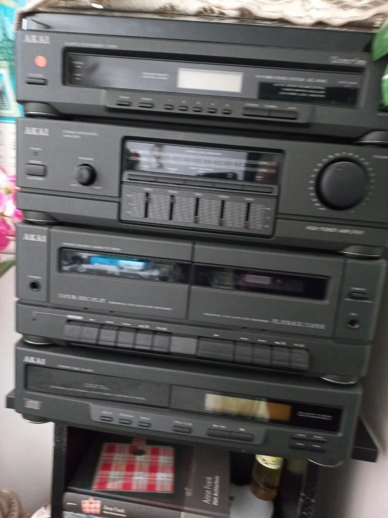 Stereo toren met dubbeldeck cassette  cd speler platen  en f, Ophalen of Verzenden
