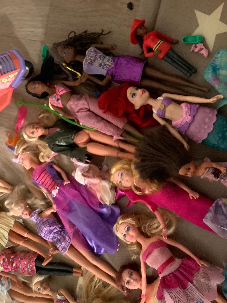 Barbies diverse, Ophalen of Verzenden, Gebruikt, Barbie