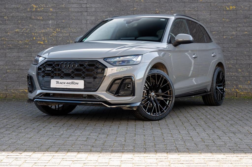 Audi Q5 50 TFSI e S edition Competition Quantumgrey & Black, Automaat, Gebruikt, Leder en Stof, Bedrijf