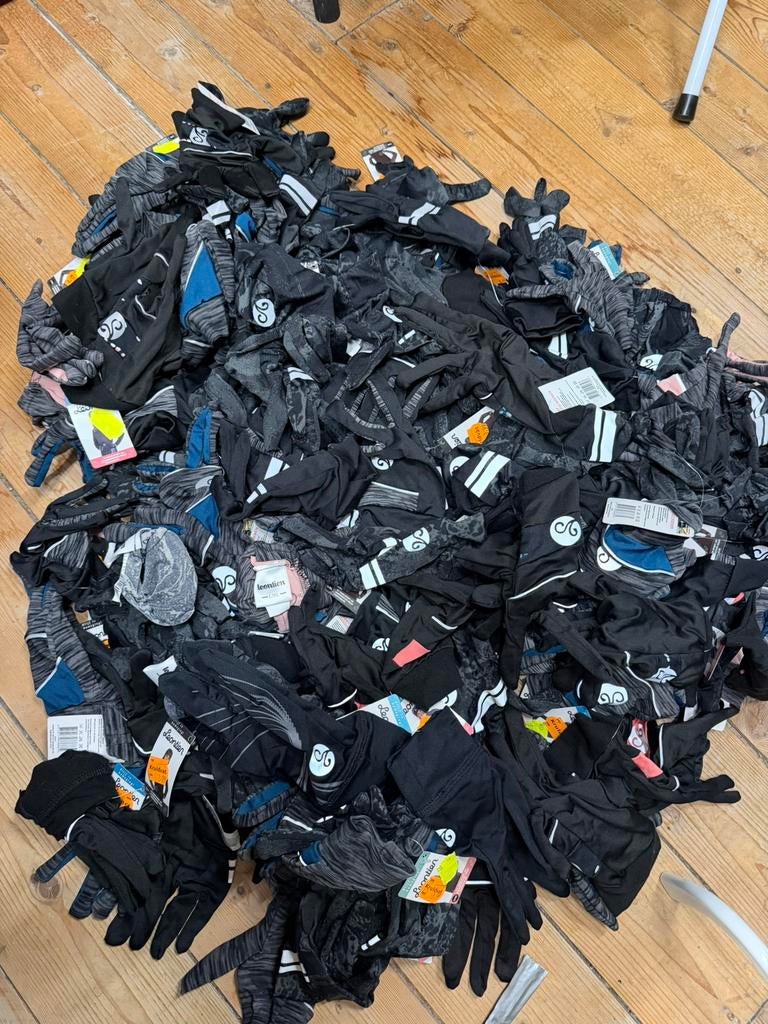 Partij handshoenen 94 stuks, Ophalen of Verzenden, Nieuw, Handschoenen