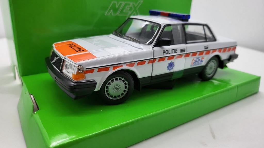 Volvo 240 GL Politie Nederland, Ophalen of Verzenden, Nieuw, Welly