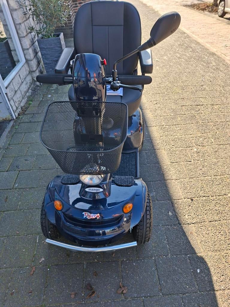 Scootmobiel  4 wieler in nieuwstaat, Ophalen, Zo goed als nieuw, Mango, 16 km/u of meer
