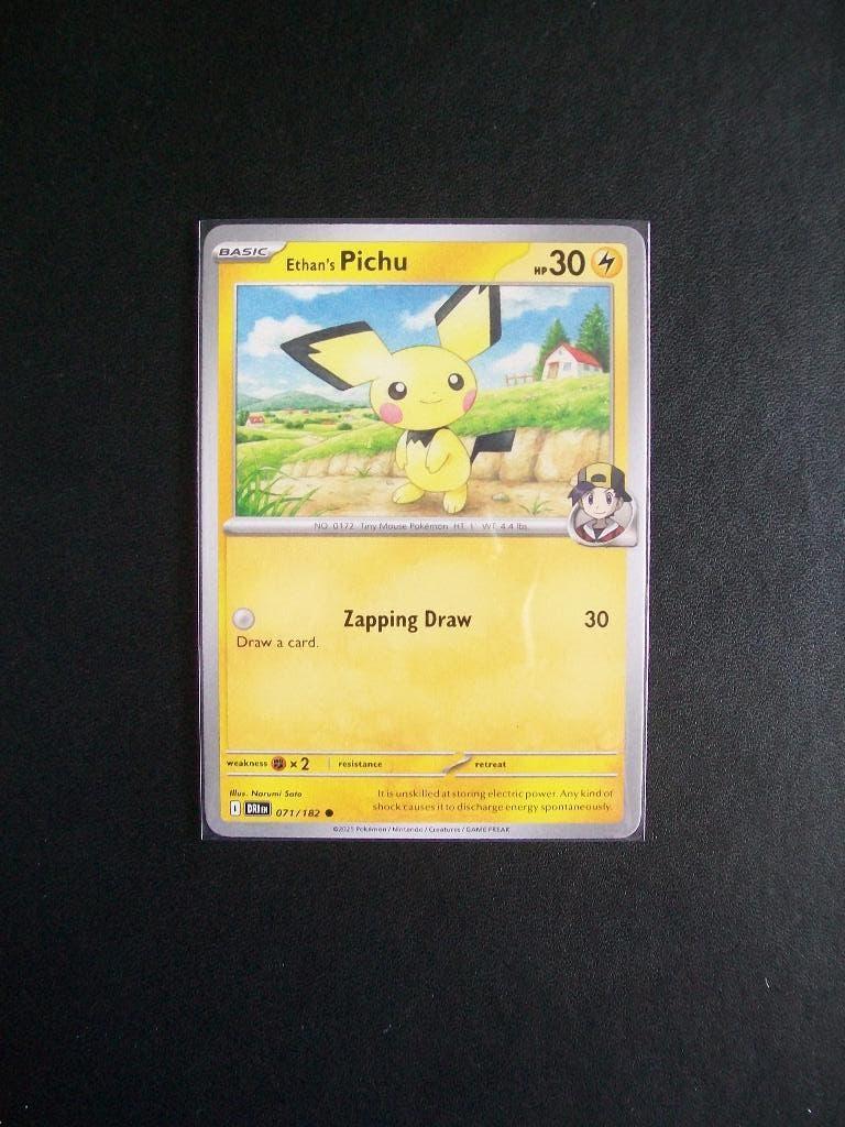 9676: Nieuwe Pokemon Kaart ETHAN's PICHU HP 30 (071/182), Verzenden, Nieuw, Losse kaart