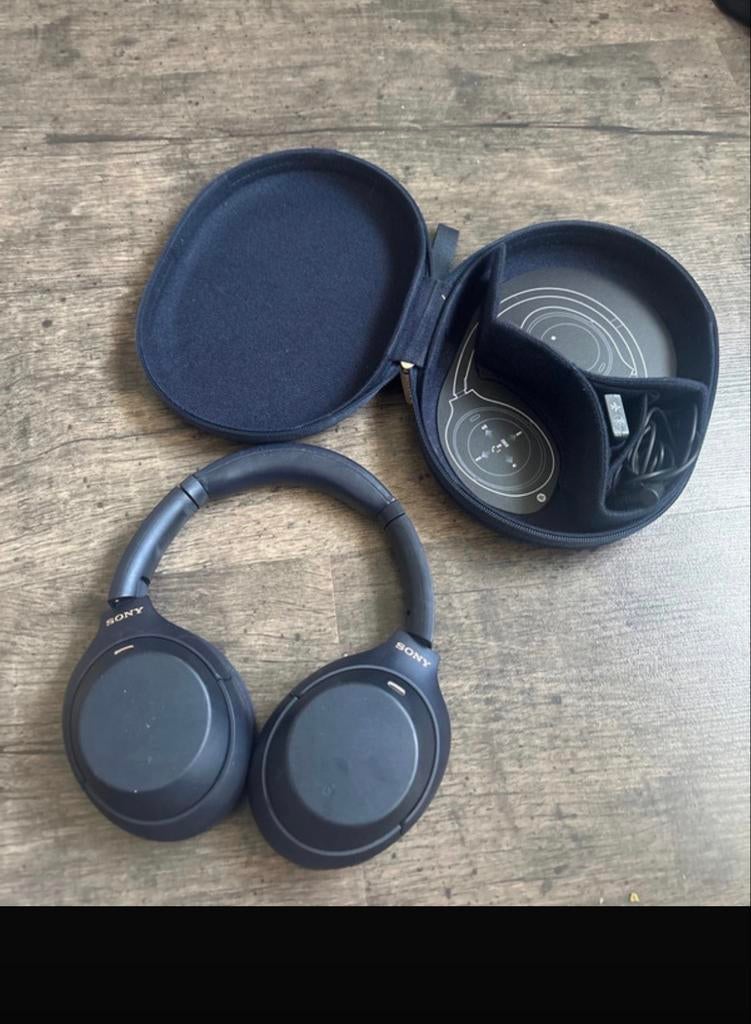 Sony koptelefoon met etui, Gebruikt, Ophalen of Verzenden, Over oor (circumaural), Sony