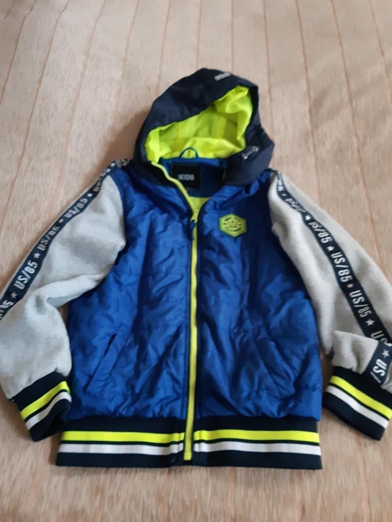 JAS VOOR JONGEN MAAT 134 - 140, Ophalen of Verzenden, Zo goed als nieuw, Jongen, Jas