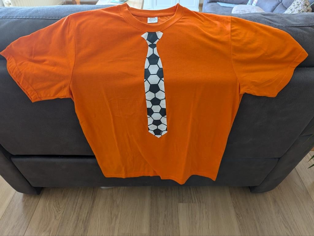 Oranje shirt, Kleding | Heren, T-shirts, Zo goed als nieuw, Maat 56/58 (XL), Oranje, Ophalen of Verzenden