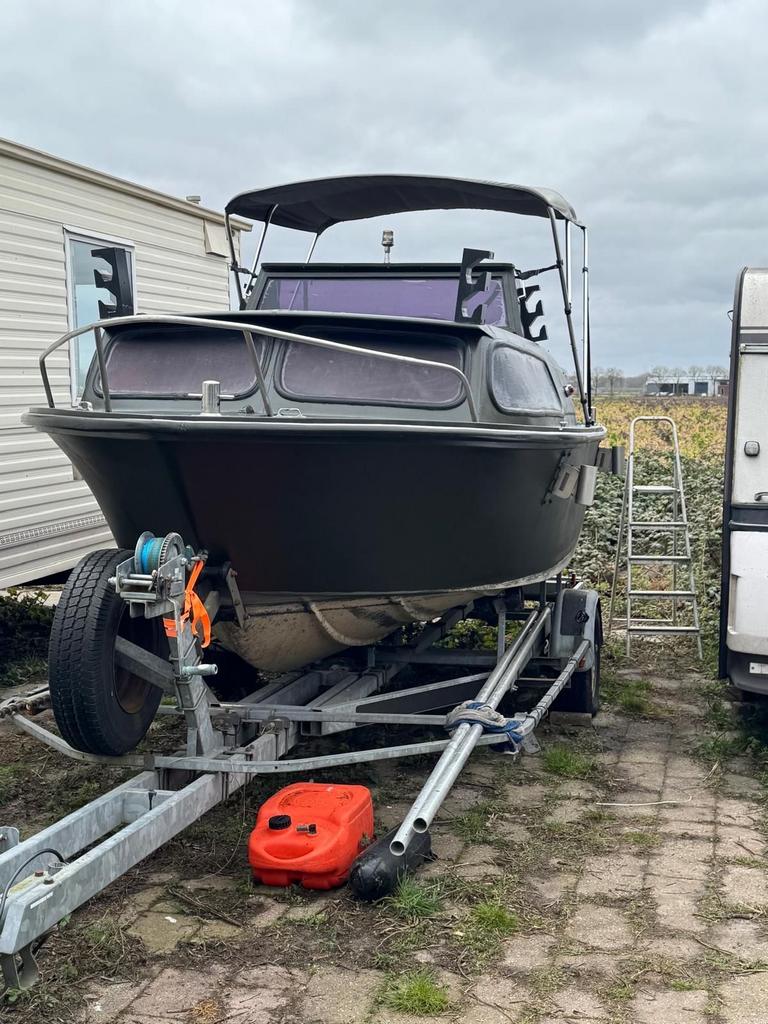 Visboot kilkruiser met Yamaha 25pk, en trailer, Ophalen, 10 tot 30 pk, Gebruikt, Tot 6 meter