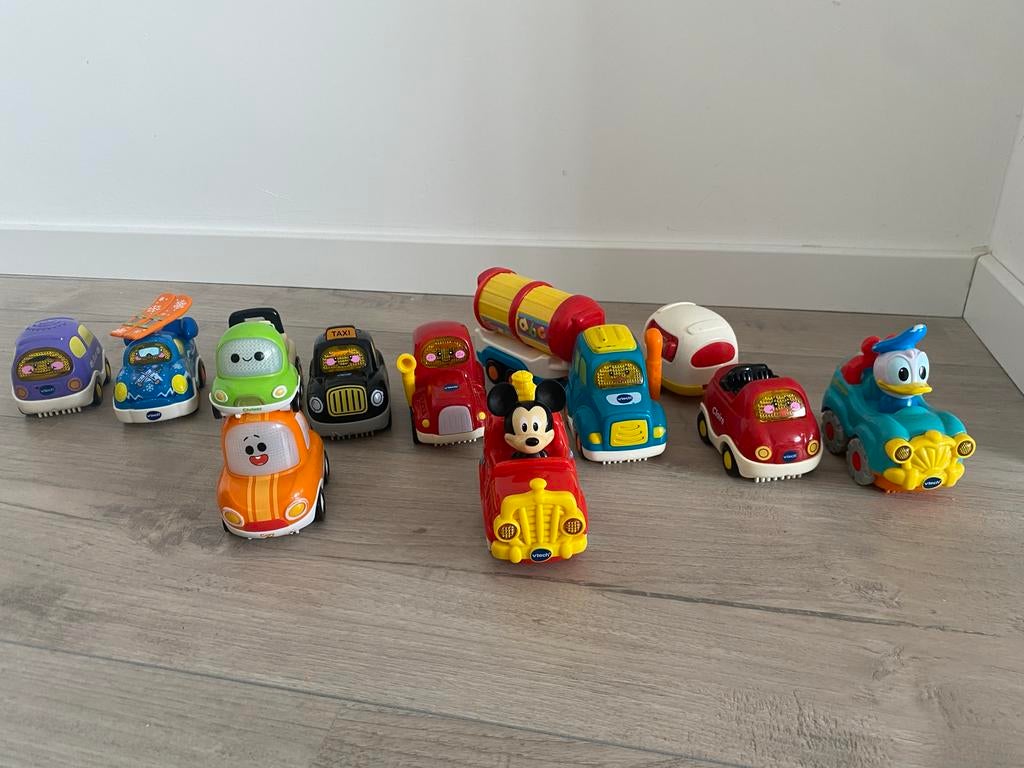 Diverse Toet Toet auto's - VTech en Disney, Ophalen, Gebruikt