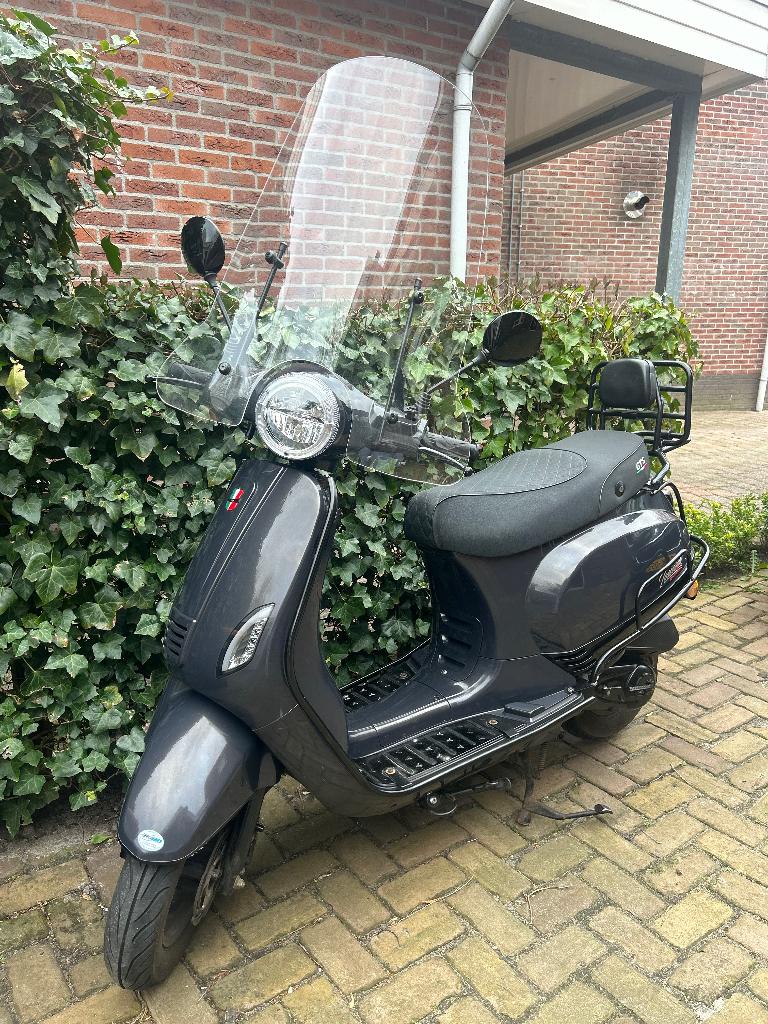 Scooter Gts toscana, Zo goed als nieuw, Benzine, Ophalen, Overige merken