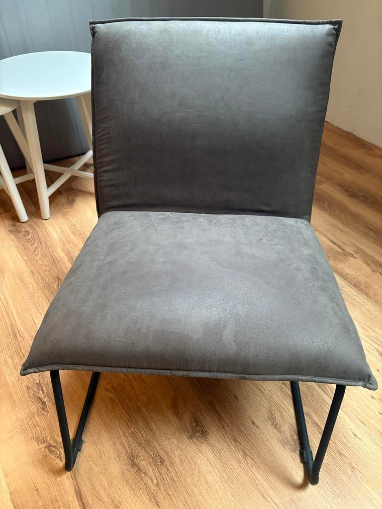 Grijze stoel met metalen onderstel, Ophalen, Gebruikt, Eén, Stof