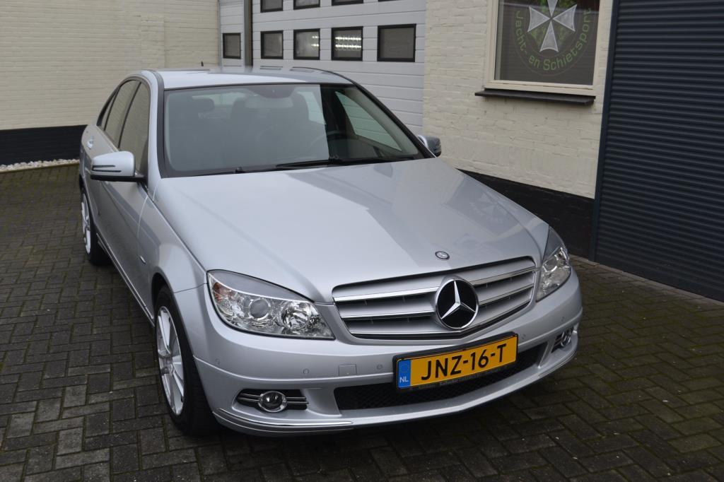 Mercedes-Benz C-klasse 180 CGI BlueEFF/AUTOMATIC/ Avantgarde, Achterwielaandrijving, Zwart, 14 km/l, Bedrijf