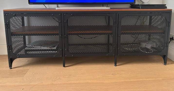 IKEA TV meubel, zo goed als nieuw, Huis en Inrichting, Ophalen, 100 tot 150 cm, Zo goed als nieuw, Minder dan 100 cm
