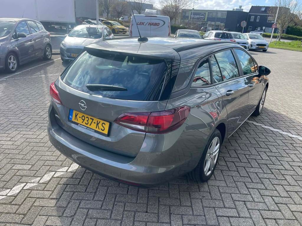 Opel Astra Sports Tourer 1.2 Business Edition, Voorwielaandrijving, Gebruikt, 1199 cc, Origineel Nederlands