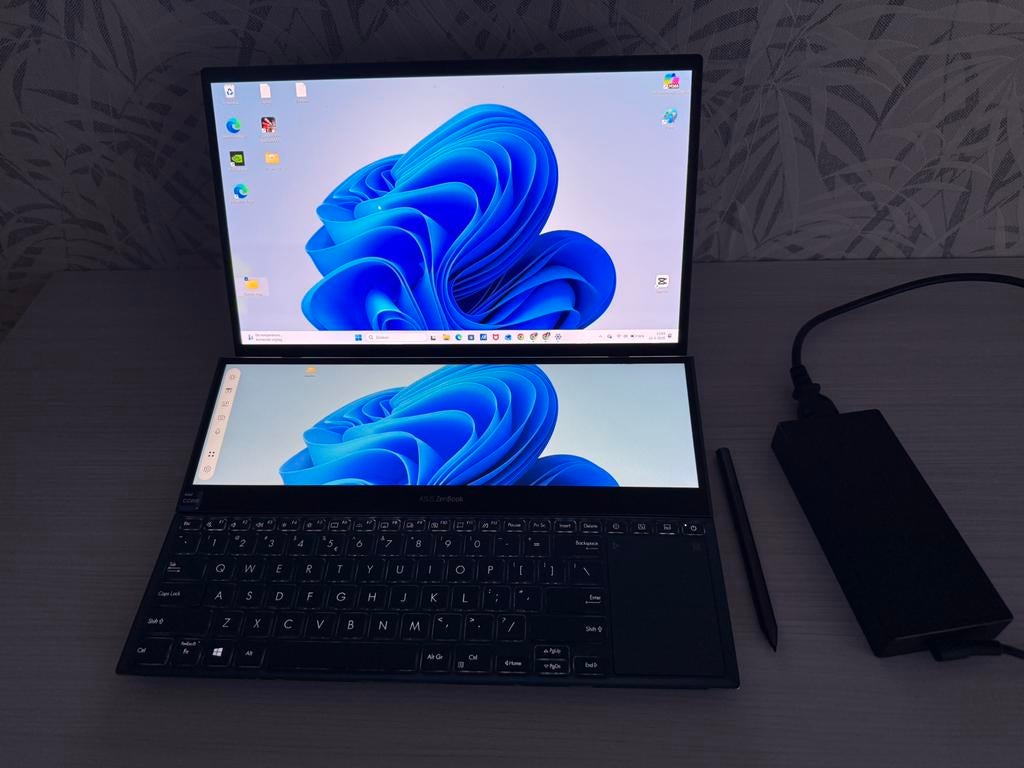 ASUS ZenBook Pro Duo UX582 – i9 / RTX 3080 / 32GB / 1TB, Computers en Software, Windows Tablets, Ophalen of Verzenden, Zo goed als nieuw