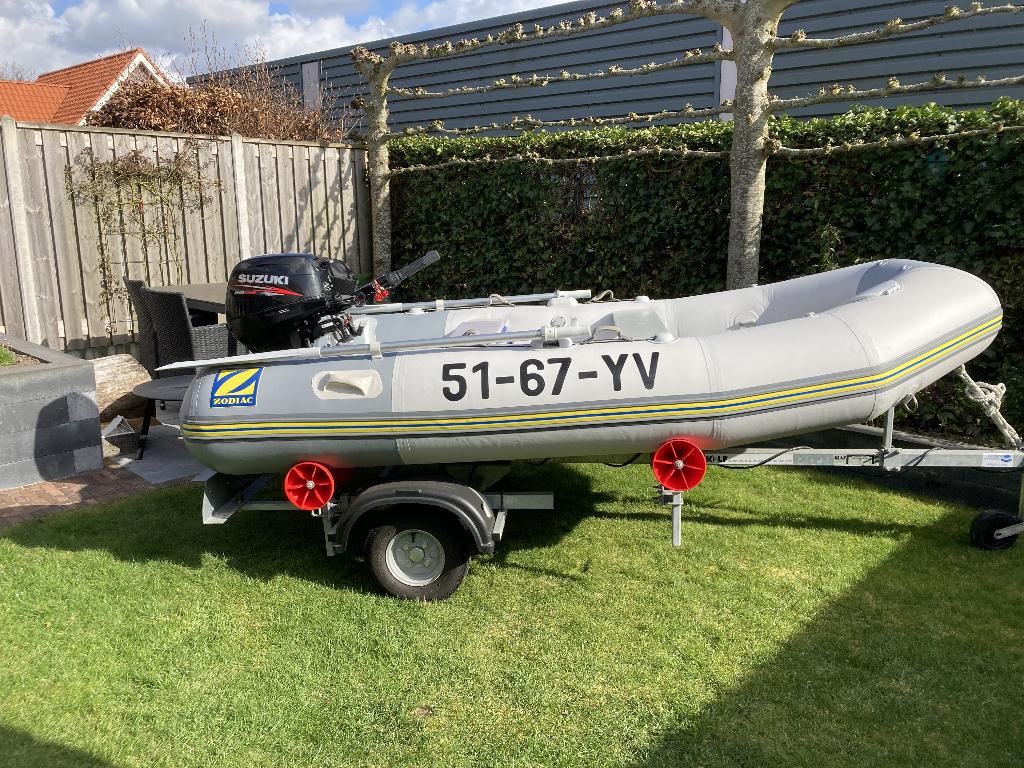 Zodiac 310 met Suzuki buitenboordmotor 9.9 incl boottrailer, Ophalen, Gebruikt