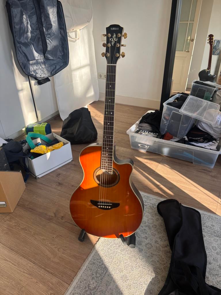 Yamaha apx-7 gitaar, Muziek en Instrumenten, Snaarinstrumenten | Gitaren | Akoestisch, Ophalen of Verzenden, Gebruikt, Western- of Steelstringgitaar
