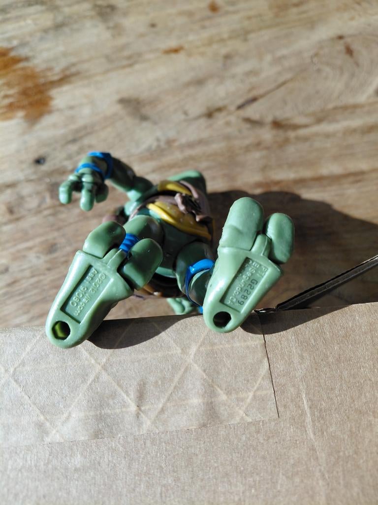 2x Ninja turttles 1x Leonardo uit 2012en 1x R uit 1992., 1 speler, Ophalen of Verzenden, Zo goed als nieuw