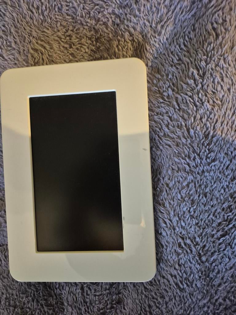 Samsung SPF-71ES Digitale Fotolijst, Gebruikt, Ophalen of Verzenden, Film, Kleiner dan 8 inch