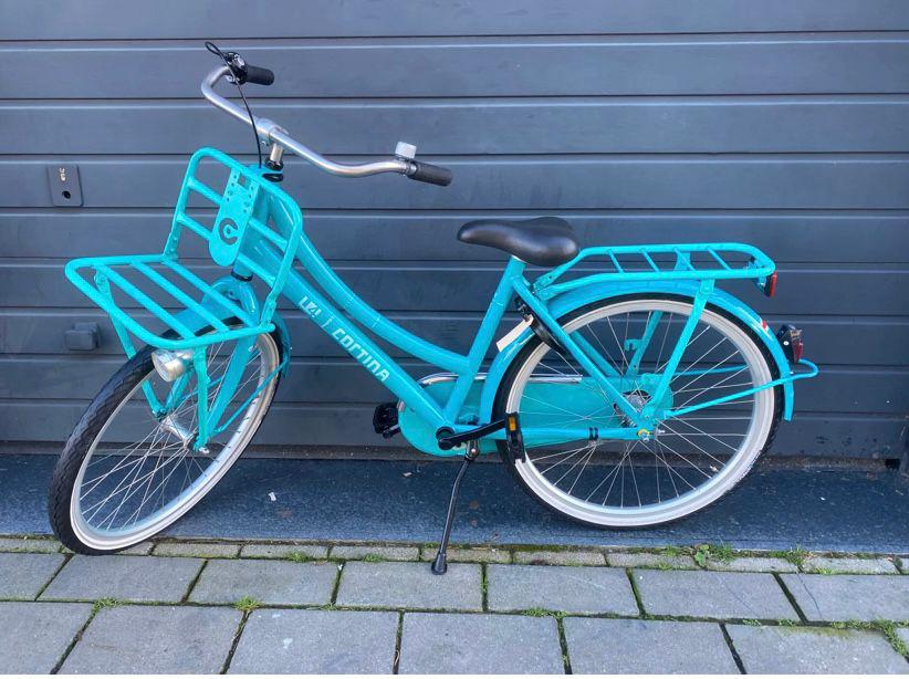 Zeer nette Cortina 24 ,en 26 meisjes transportfiets met 3v, Fietsen en Brommers, Fietsen | Meisjes, Ophalen, Zo goed als nieuw
