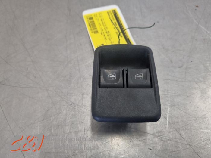 Elektrisch Raam Schakelaar van een Renault Trafic, Auto-onderdelen, Gebruikt, -, Renault, -
