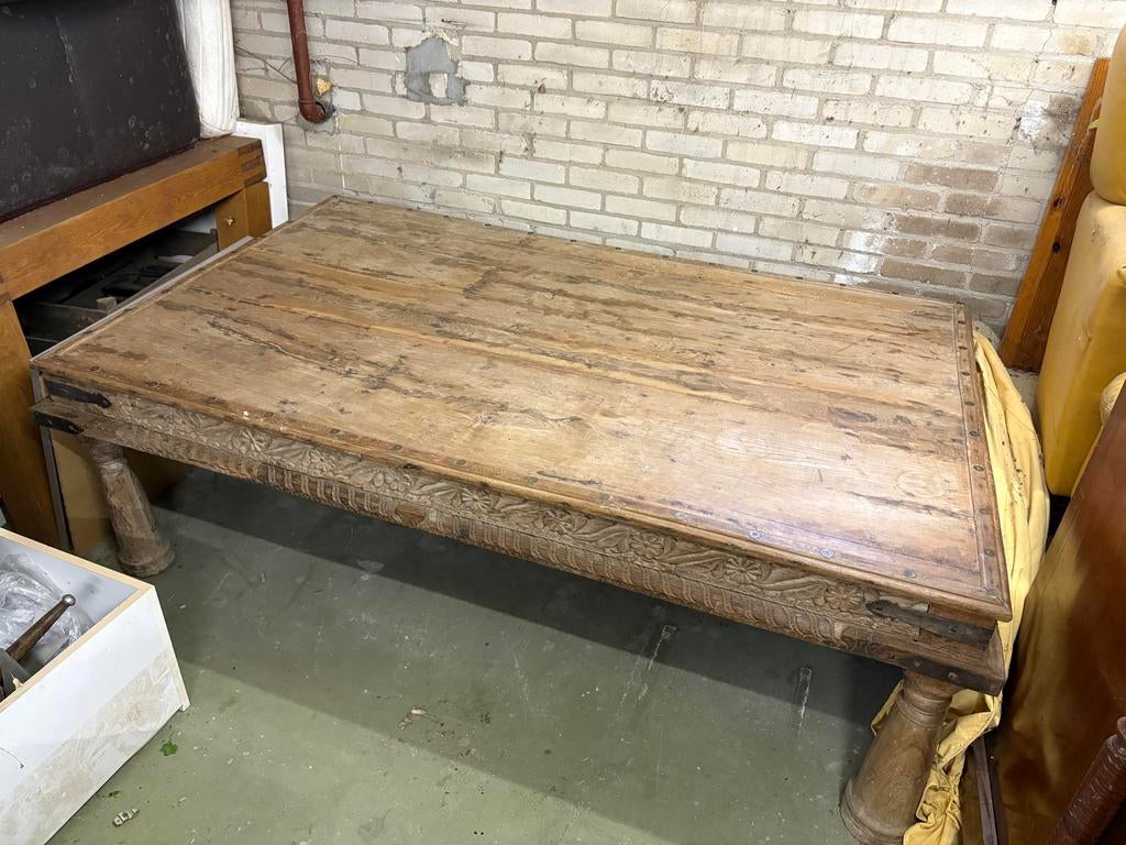 Antieke Indiase Tafel met Houtsnijwerk, Antiek en Kunst, Antiek | Meubels | Tafels, Ophalen