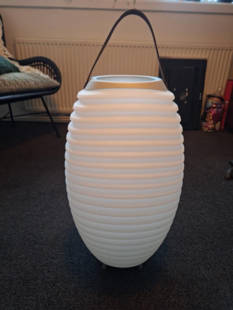 Kooduu Synergy 50 (lamp, wijnkoeler, speaker in 1), Tuin en Terras, Kunststof, Minder dan 50 watt, Nieuw, Ophalen of Verzenden