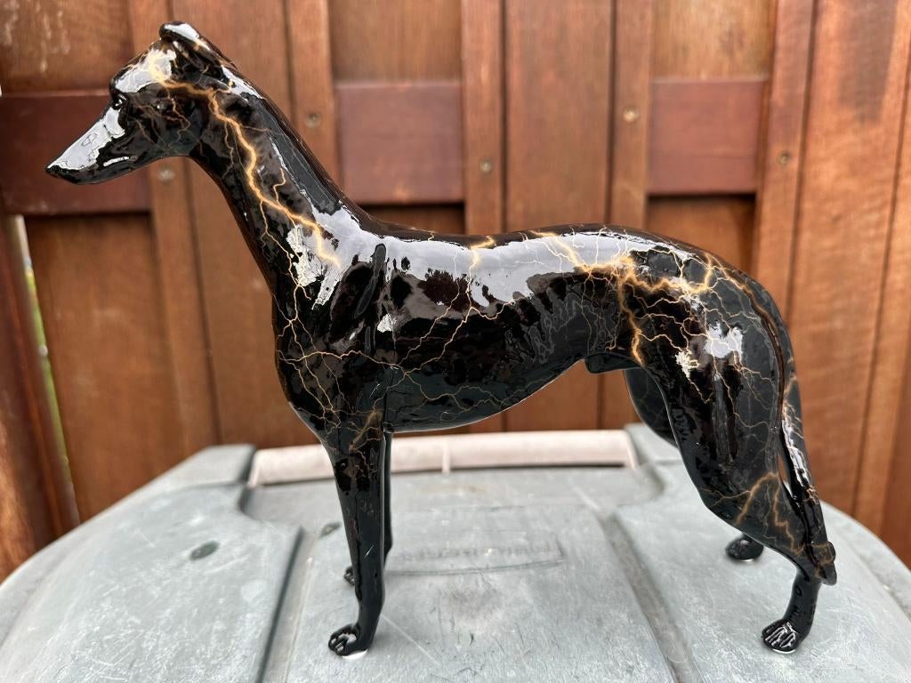 statig zwart windhond whippet greyhound beeld, Ophalen of Verzenden