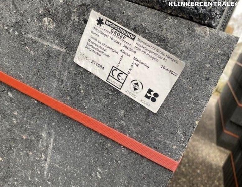 595m2 antraciet betontegels 30x30x6cm gitruittegels terraste, Info@morssinkhof-groep.nl, Haaksbergerstraat 39 7555 HB Hengelo