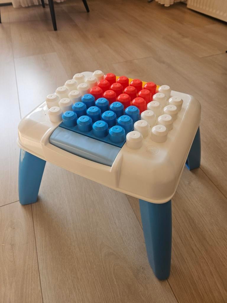 Megablocks bouwtafel, Ophalen