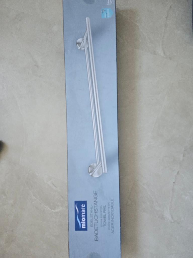 Handoekenrek, Huis en Inrichting, Badkamer | Badtextiel en Accessoires, Ophalen of Verzenden, Nieuw, Grijs, Handdoek