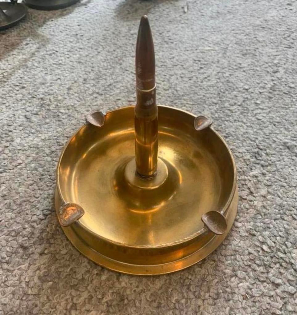 Koperen asbak gemaakt van kogel huls WO II info 0646396866, Ophalen of Verzenden