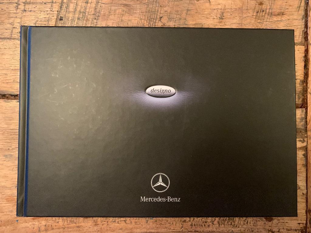 Folder, brochure Mercedes-Benz Designo hardcover 2004 NL, Boeken, Nieuw, Mercedes-Benz, Mercedes, Ophalen of Verzenden