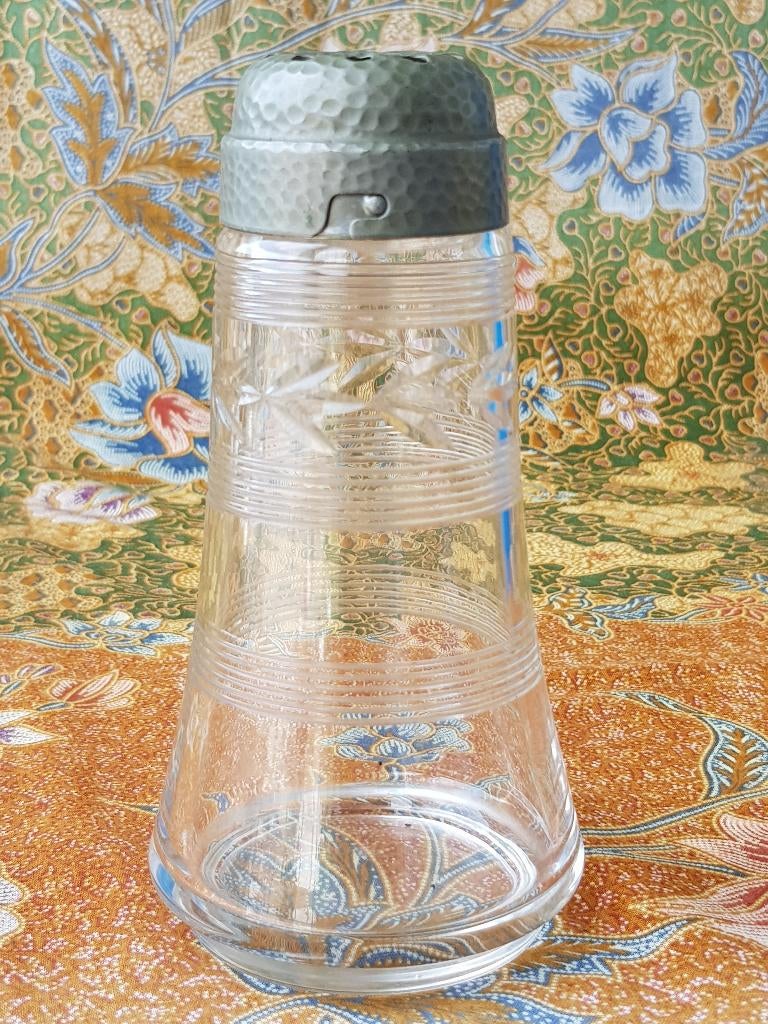 Mooie antieke strooier uit Engeland van glas en tin 15,3 cm., Antiek en Kunst, Ophalen of Verzenden