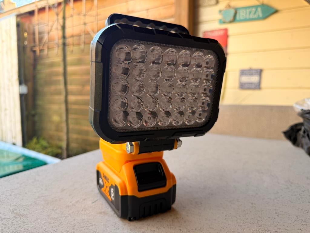 Krachtige 90W LED werklamp – DeWalt 14.4/20V compatibel, Ophalen of Verzenden, Nieuw