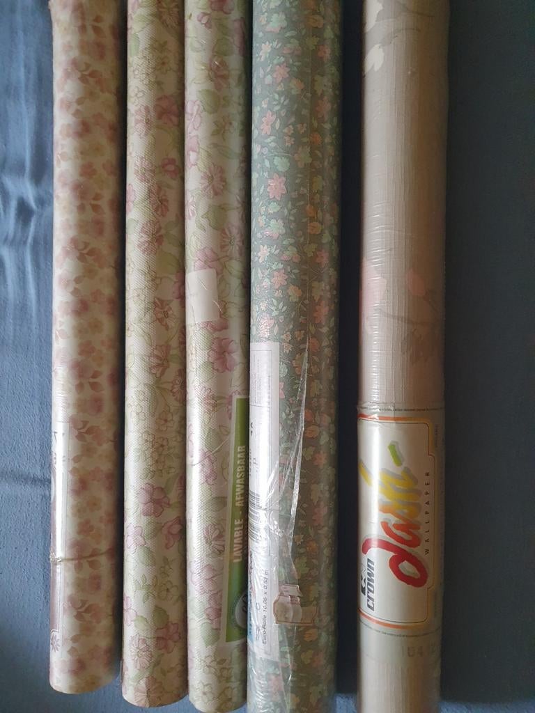 Verschillende rollen behangpapier, Ophalen of Verzenden, Klassiek