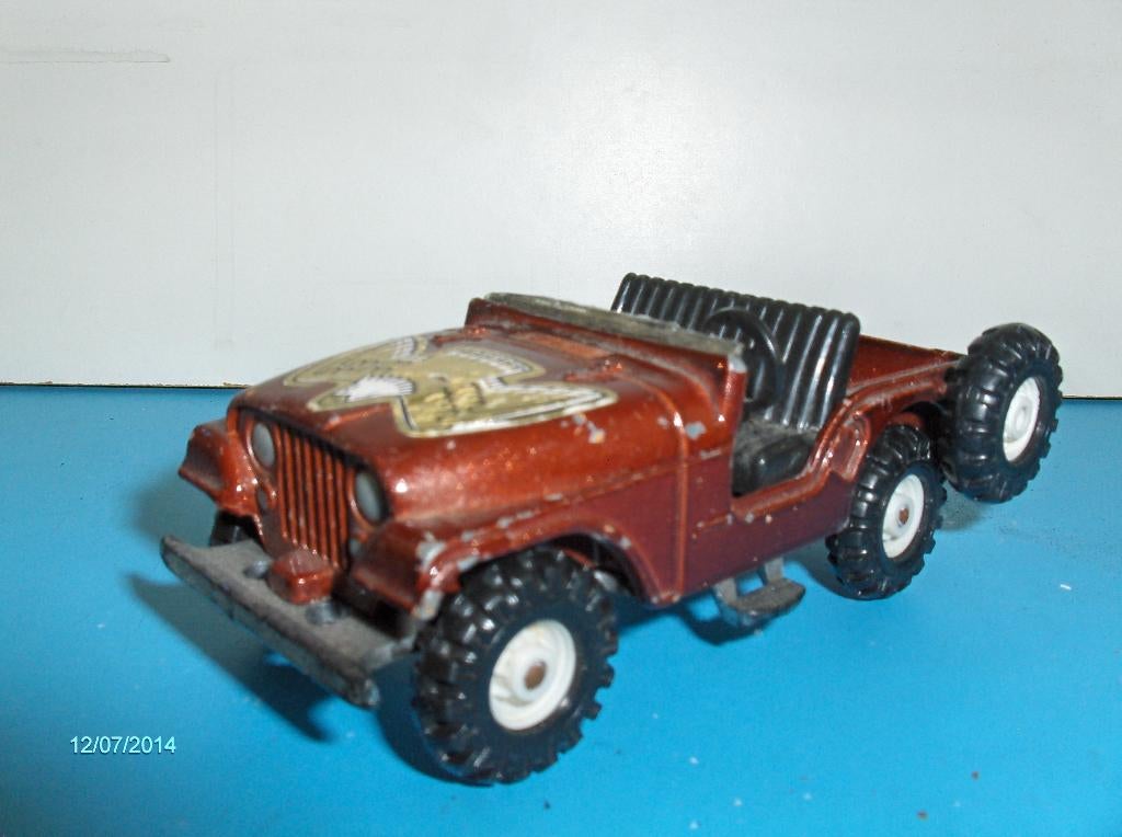 Jeep cj5 golden eagle, corgi, bruin 1/36? Incompleet, Ophalen of Verzenden, Gebruikt, Auto