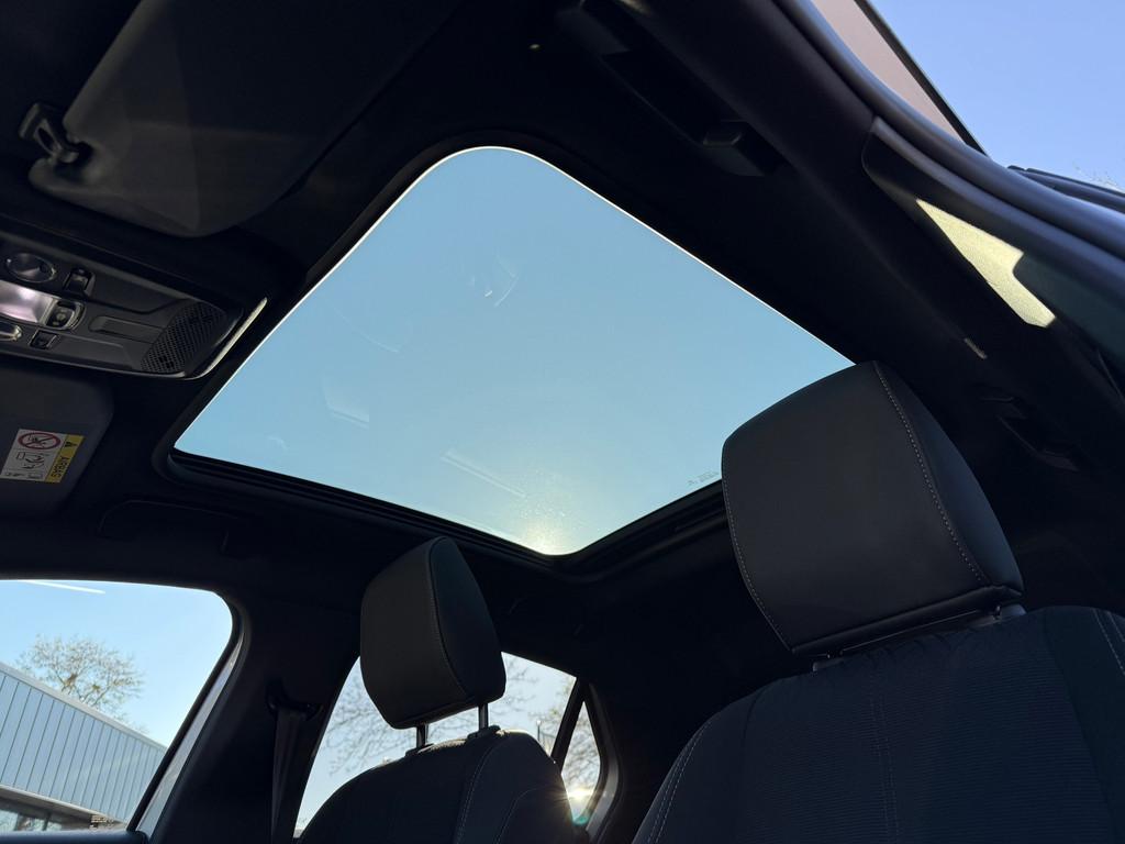 Opel Corsa 1.2 Turbo Elegance - Navi - Climate - Panodak - P, Voorwielaandrijving, 101 pk, Gebruikt, Leder en Stof