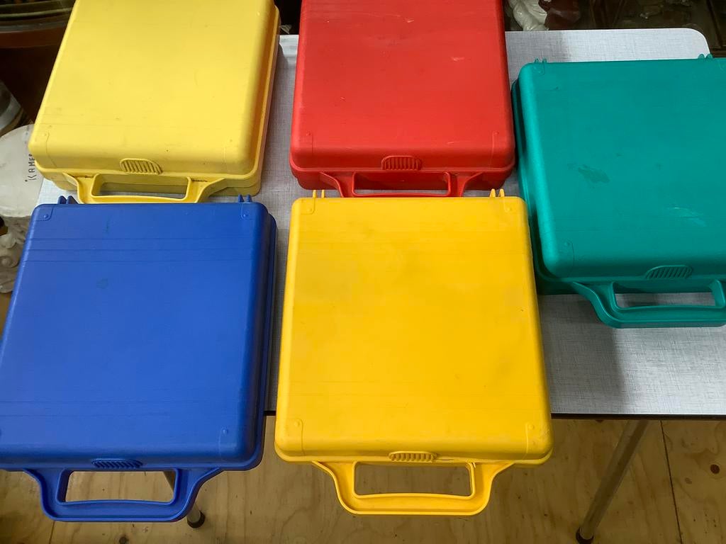 Vintage koffer voor cassettebandjes met inhoud opbergdoos, Cd's en Dvd's, Cassettebandjes, Gebruikt, 2 t/m 25 bandjes, Overige genres