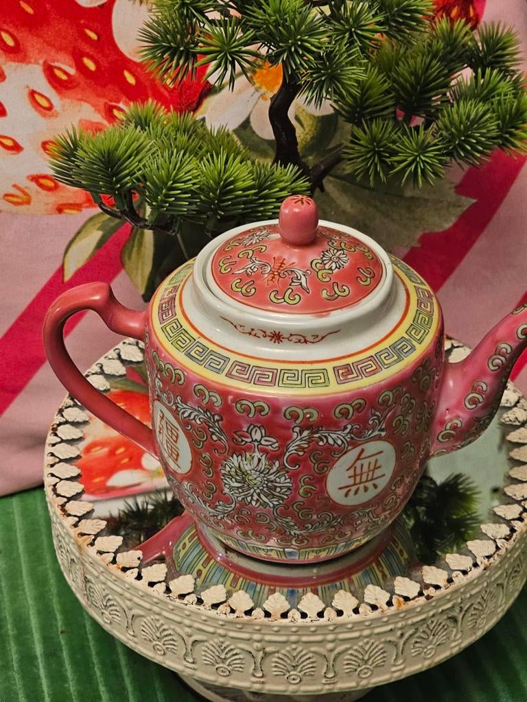 Vintage Chinese Theepot - Rood met Bloemen en Karakters, Antiek en Kunst, Antiek | Porselein, Ophalen of Verzenden