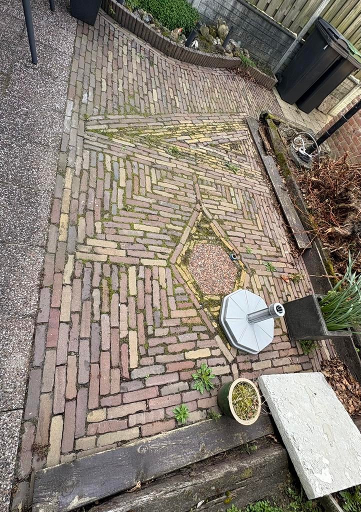 Gratis gebakken klinkers af te halen, Ophalen, Gebruikt, Beton, Klinkers