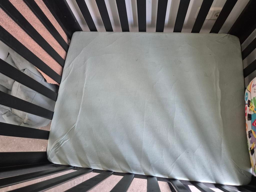 Babybox Bart house black + matras, Kinderen en Baby's, Boxen, Ophalen of Verzenden