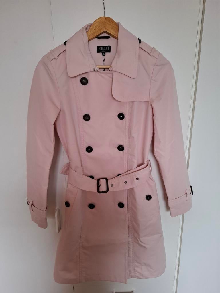 Nieuwe roze trenchcoat van Zilch maat XS, Nieuw, Ophalen of Verzenden, Roze, Maat 34 (XS) of kleiner