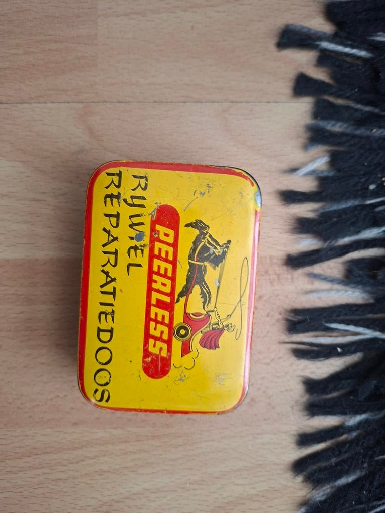 fiets reparatie blikje, Ophalen of Verzenden, Gebruikt, Overige