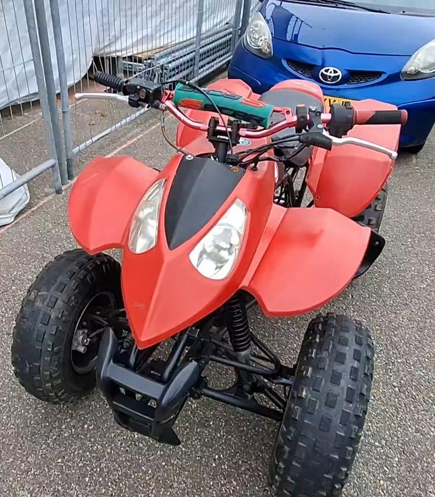 Unieke Hisun 250cc mét NL Kenteken, Motoren, 250 cc, 1 cilinder, 12 t/m 35 kW