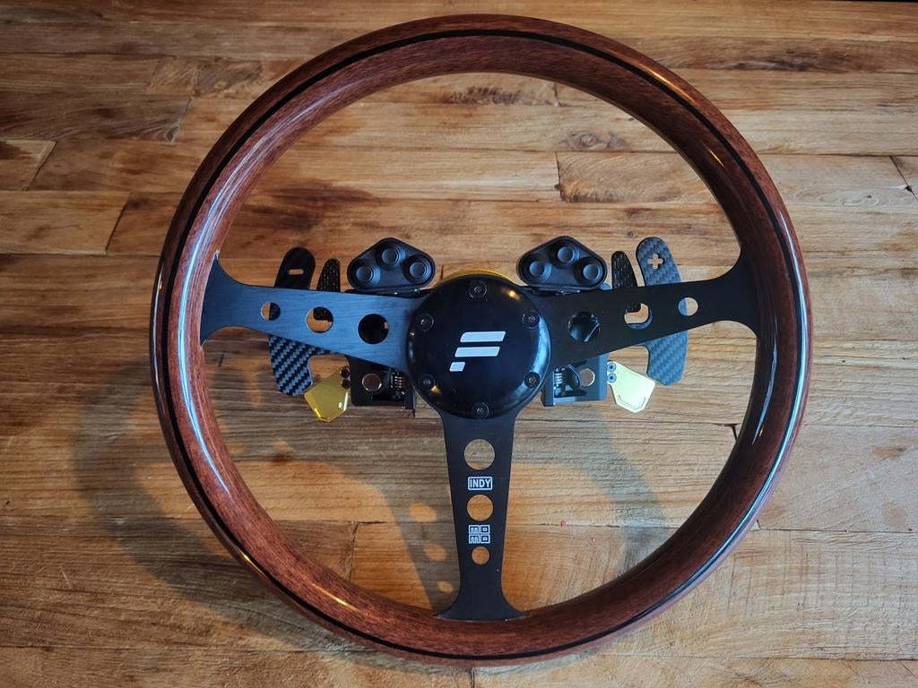 Fanatec Podium Classic Steering Wheel + QR2 mount & gloves, Ophalen of Verzenden, Nieuw, Fanatec