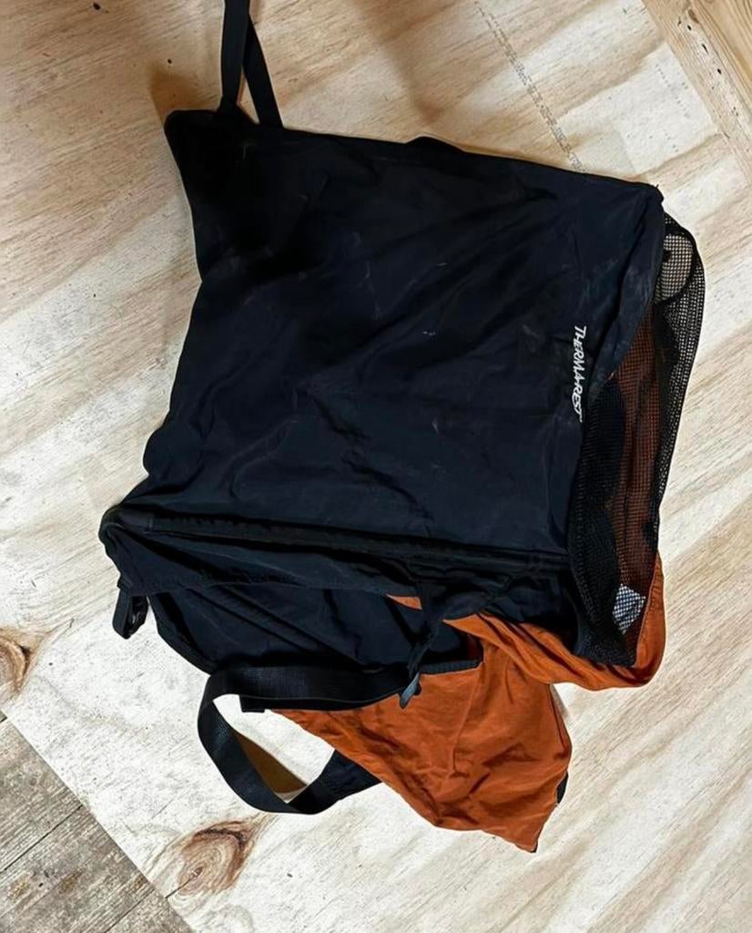 Thermarest hoes om van je matje een stoel te maken., Ophalen, Zo goed als nieuw